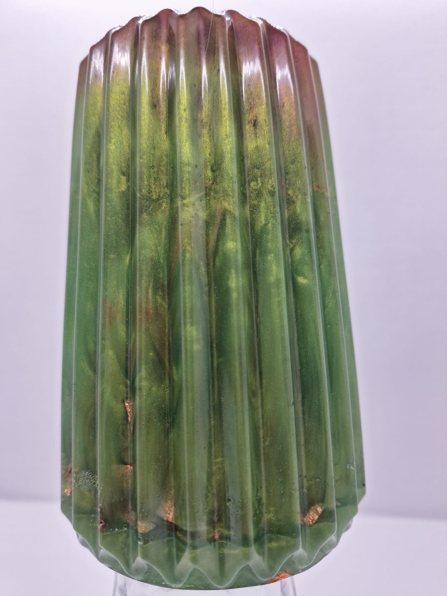 Vase en résine époxy “Reflets de Jardin” – Image 3