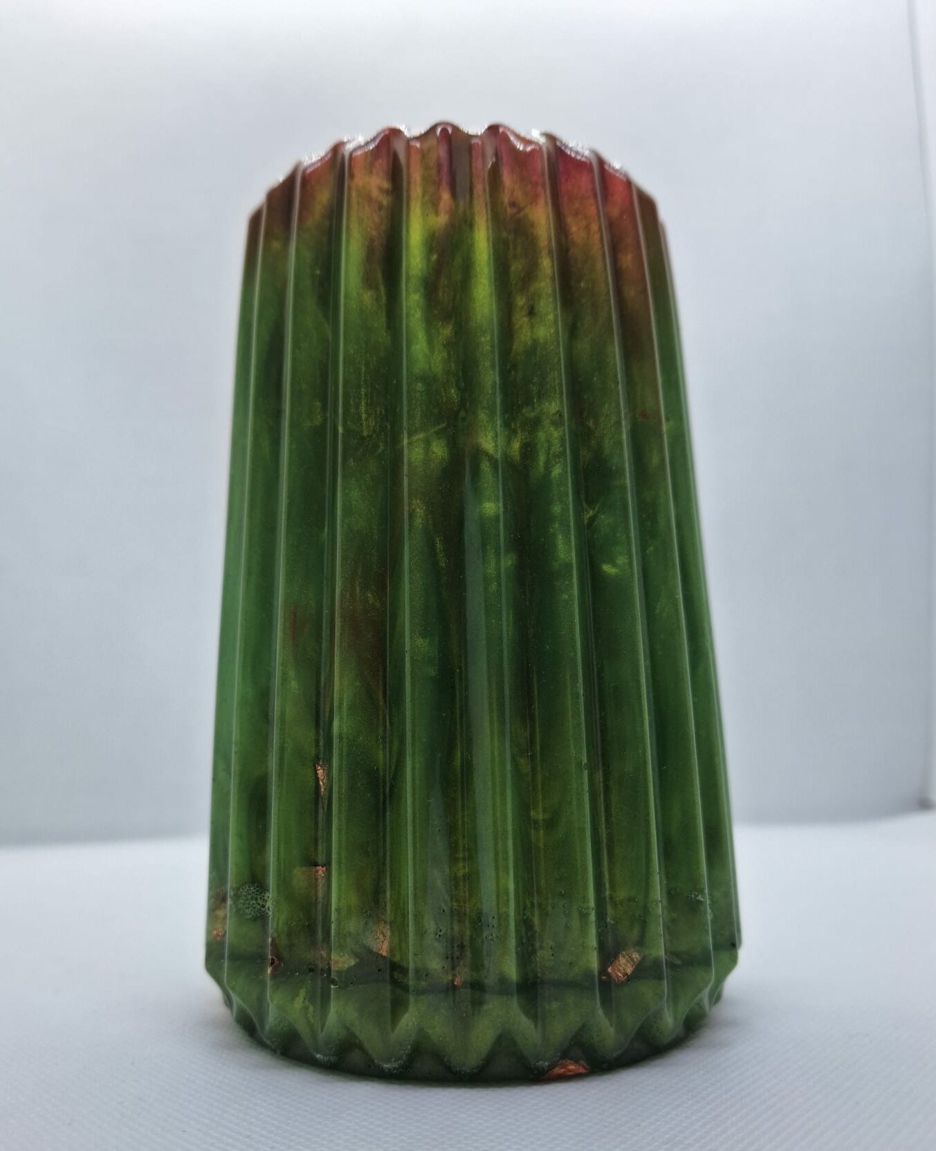 Vase en résine époxy “Reflets de Jardin”